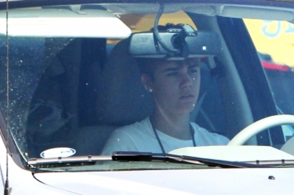 normal_002 - Driving In Los Angeles With Justin Bieber