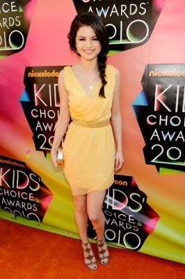 normal_009 - MARCH 27TH - 2010 Kids Choice Awards