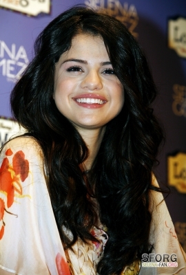 normal_107 - March 29TH - At the Disney Channel headquarters at Madrid Spain