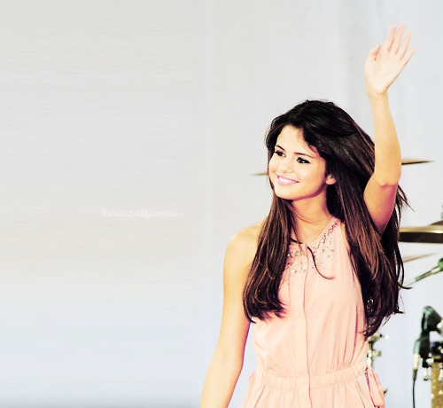 tumblr_lmytr0raDV1qhqae9o1_500_large - 0       Heya - welcome there