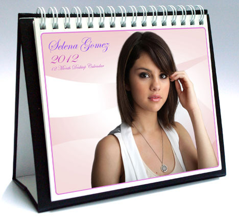 GR2012-SELENA-GOMEZ-DB