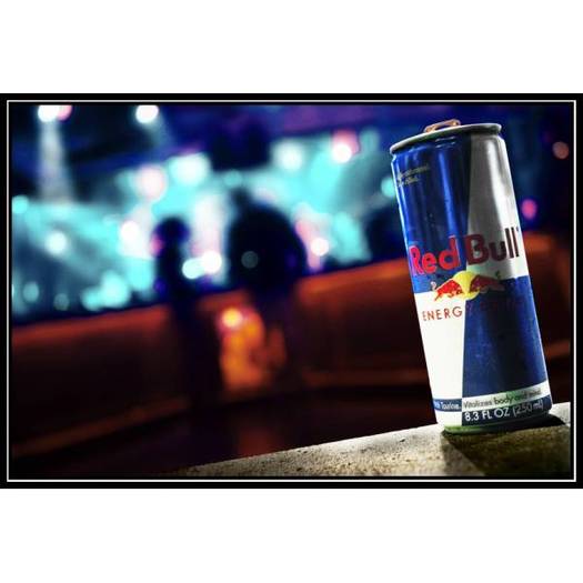 red-bull-250-ml[2] - imagini cu Red Bull