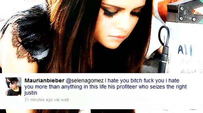 bscap0019 - Selena Gomez - People do forget hating hurts