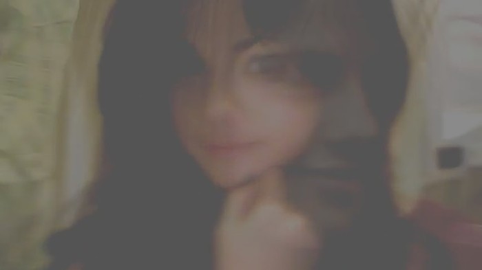 bscap0111 - Selena Gomez - Hero