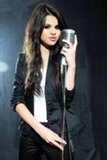 selena-gomez-48 - selena gomez