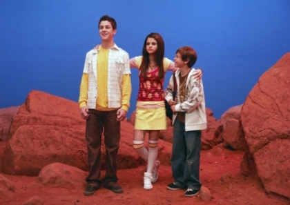 normal_11 - Wizards of Waverly Place Season 1 Episode 01 05 - Disenchanted Evening