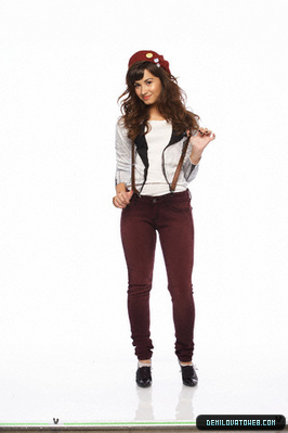 15693598_CBZOBWNOC - demi lovato poze sic