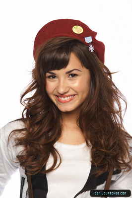 15693603_VKCUXDZLD - demi lovato poze sic