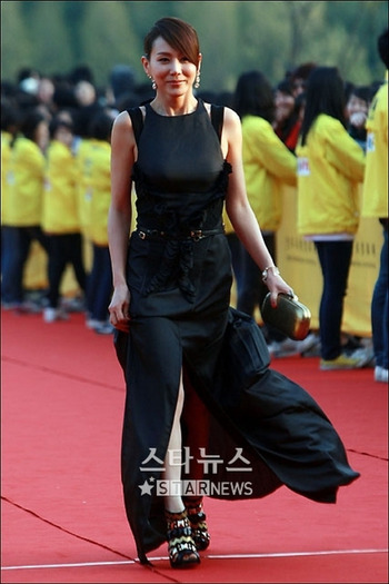 park-hye-jin b