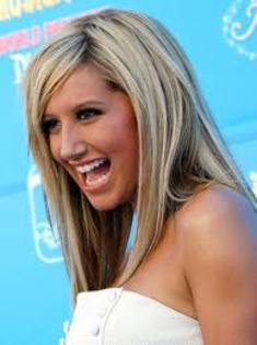 ijjip - 0 Ashley Tisdale 0