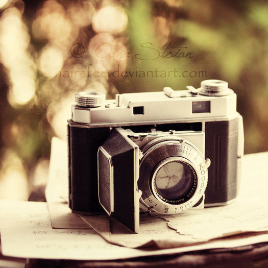 living_those_days_by_nairafee-d48j8sf - Poze artistice