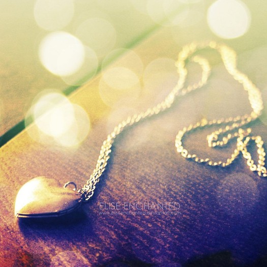 Love_you_more_by_EliseEnchanted - Poze artistice