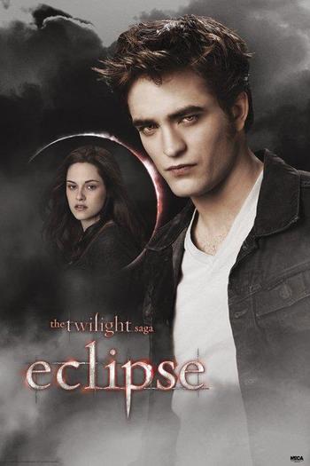 pp32251-twilight-eclipse-poster-edward-bella-moon - Twilight Amurg