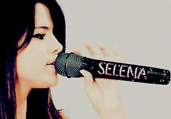 299381_219247678130909_119049044817440_525426_1222703731_n