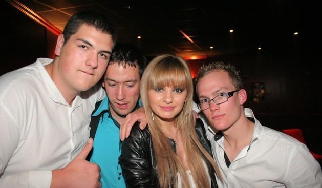 292799_255002981199839_254956224537848_852544_728294_n - alexandra stan
