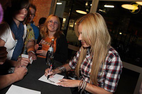 307499_224497107599144_164205446961644_537379_3365501_n