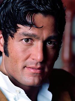 paarcolungaa71014046xr - Fernando Colunga