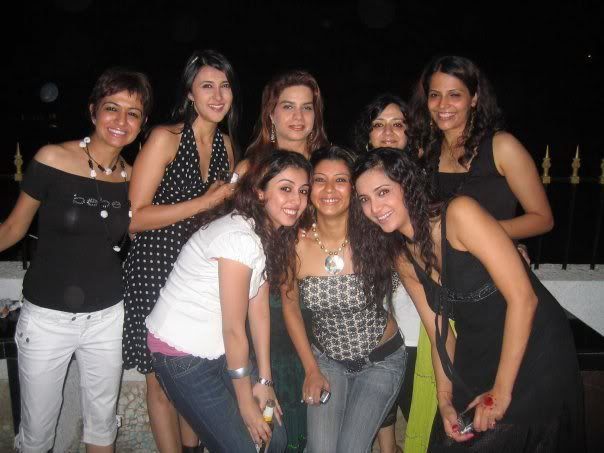 168315_185436398145131_154546784567426_521679_5870390_n - xxRidhima-Shilpa Anandxx