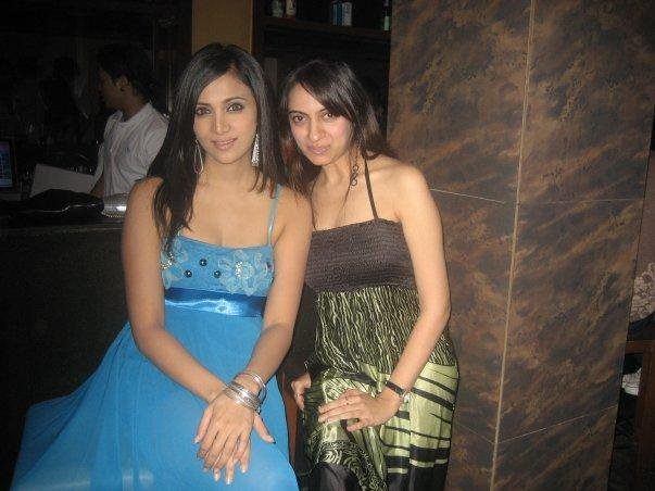 169065_188520371170067_154546784567426_540899_6588763_n - xxRidhima-Shilpa Anandxx