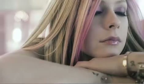 Avril Lavigne - Wild Rose 0005 - Capturi - in - trecerea - timpului