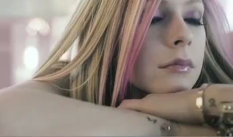 Avril Lavigne - Wild Rose 0009 - Capturi - in - trecerea - timpului
