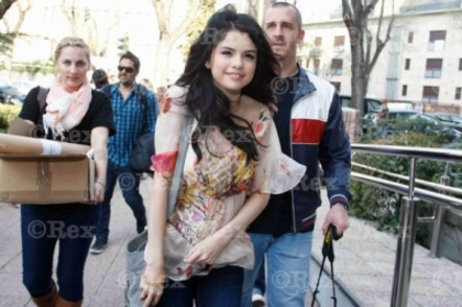 normal_001 - MARCH 29TH - Leaving Disney Channel Studios in Madrid - Spain