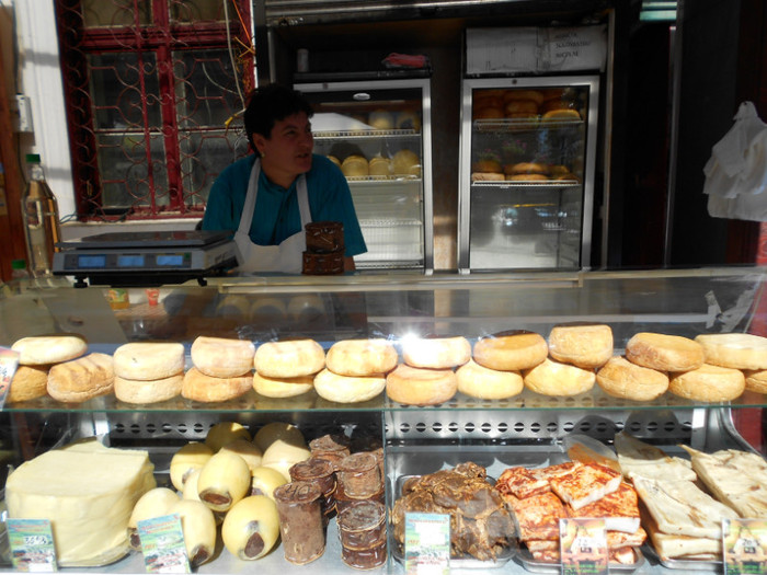 avem de toate,colesterol loo% - BRAN  SI MOECIU