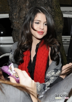 normal_009 - APRIL 7TH - Leaving the Wizards of Waverly Place event in London - UK