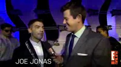 bscap0002 - 2011 VMAs Joe Jonas