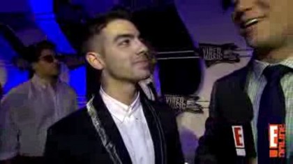 bscap0015 - 2011 VMAs Joe Jonas