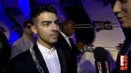 bscap0017 - 2011 VMAs Joe Jonas