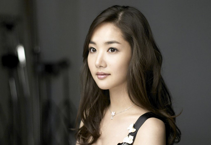 park min young 12
