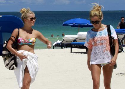 ashley-julianne-lifes-beachy - ashley tisdale