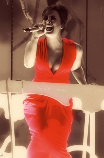 Steven ... m-a inselat  ! [ plangand ... ]