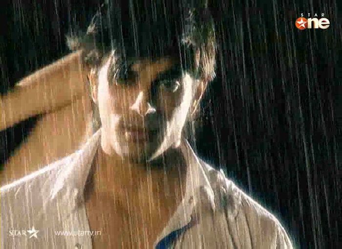172967_190943400927764_154546784567426_556685_6284545_o - xxKaran Singh Grover-Armaanxx