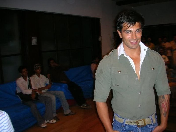 169171_185249558163815_154546784567426_520703_2064891_o - xxKaran Singh Grover-Armaanxx