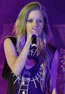 306058_143245039100731_143231945768707_244540_1359971_n - 0- avril posse rare 4 -0