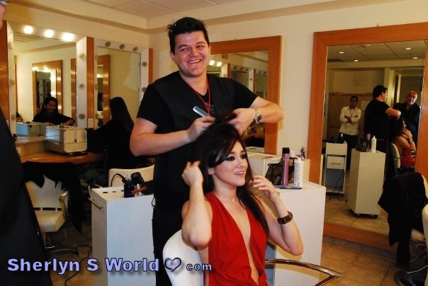 mujeres_asesinas_laura_confundida_promos06