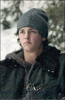 pWKZP8WOO2Q82Sug - Diego Bustamante