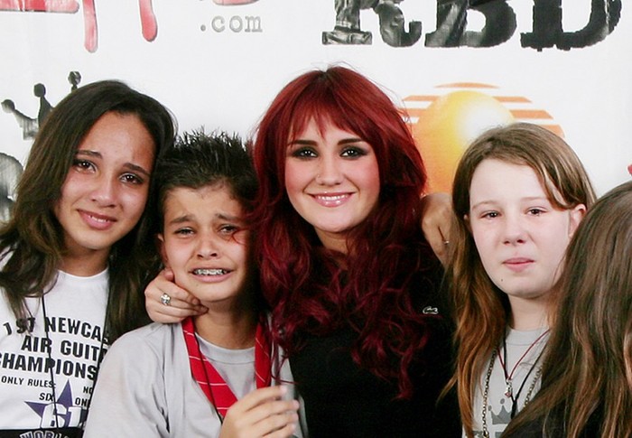 04aev7 - Dulce Maria