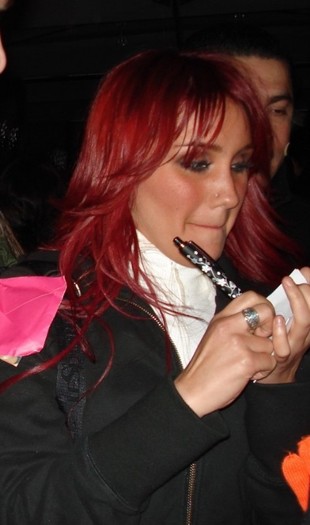 30hsmr7fn2bc2le2 - Dulce Maria