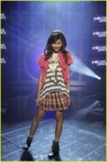 43077820_RJVZCJTQM - Zendaya Coleman