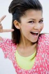 31518340_FCJNVDHEE - Zendaya Coleman