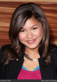 31518313_UYJLVNUZD - sedinta foto Zendaya Coleman5