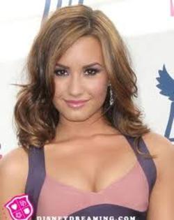 demi lovato-1 vot - 0 Concurs 1 0