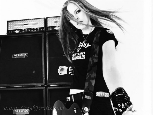 Avril poza 11 - Poze cu Avril Lavigne