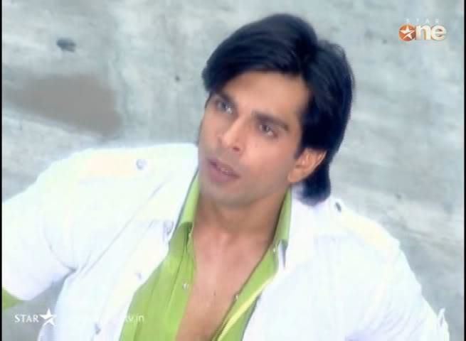 300739_257457310943039_154546784567426_872497_3226979_n - xxKaran Singh Grover-Armaanxx