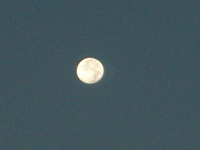 12.09.2011 - Luna