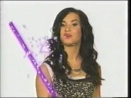 000 - Demi Lovato Intro 2