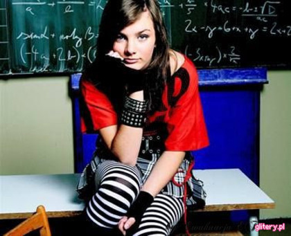 0098175277 - The world is CrAZy